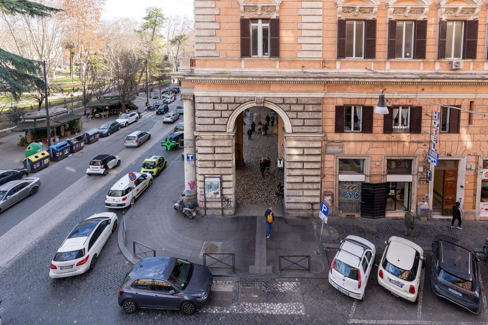 Leone D'Oro Guesthouse, Rome